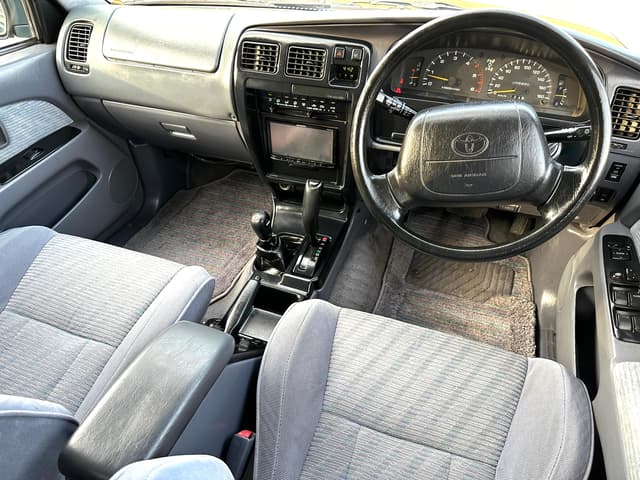 1996 Toyota Hilux Surf JDM car for sale — photo 7 of 11