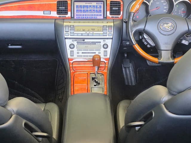 2001 Toyota Soarer JDM car for sale — photo 4 of 24