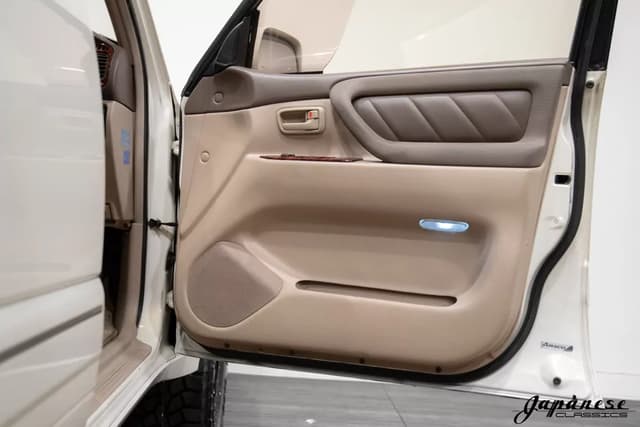 1998 Toyota Land Cruiser JDM car for sale — photo 20 of 25