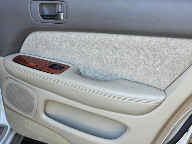 1999 Toyota Celsior JDM car for sale — photo 16 of 25