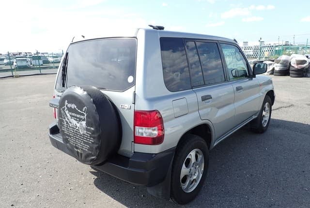 1999 Mitsubishi Pajero JDM car for sale — photo 5 of 25