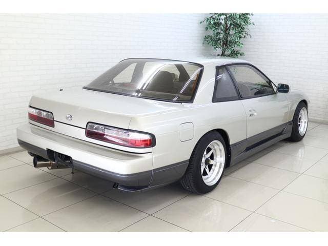 1992 Nissan Silvia JDM car for sale — photo 2 of 18