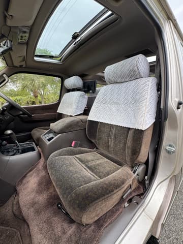 1994 Toyota HiAce JDM car for sale — photo 22 of 25