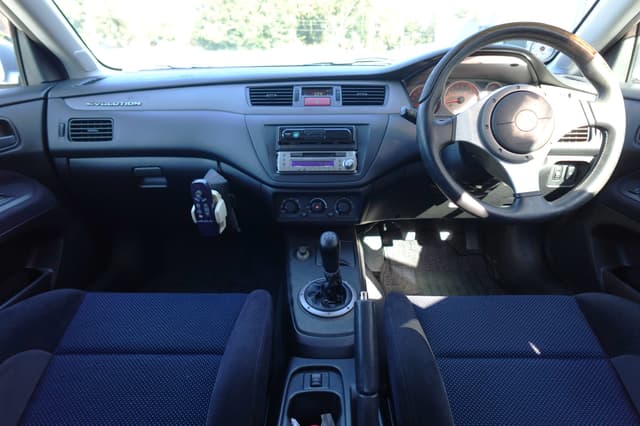 2001 Mitsubishi Lancer Evolution JDM car for sale — photo 13 of 18