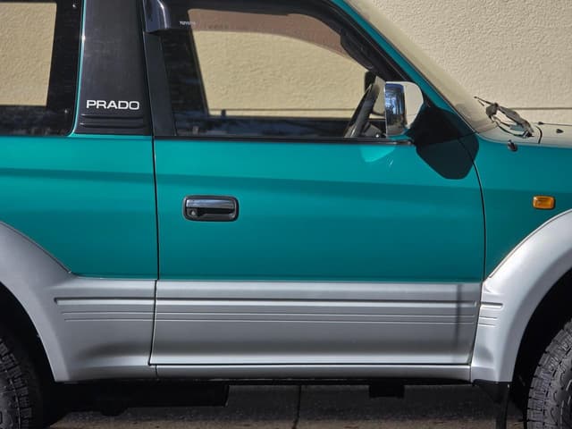 1996 Toyota Land Cruiser Prado JDM car for sale — photo 8 of 10