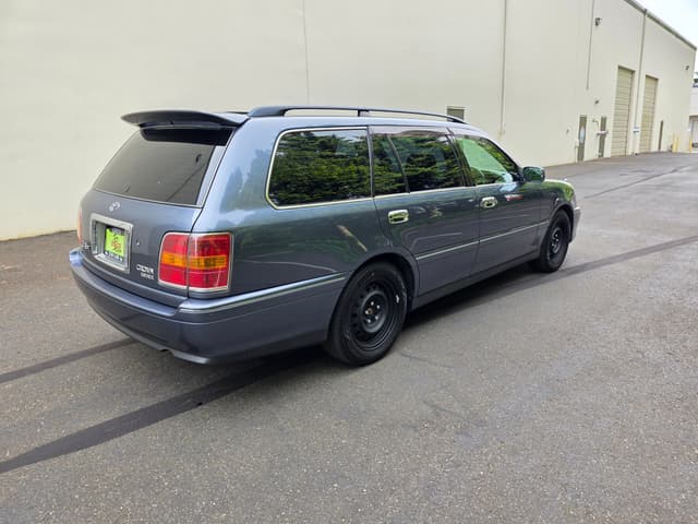 2001 Toyota Crown JDM car for sale — photo 5 of 15