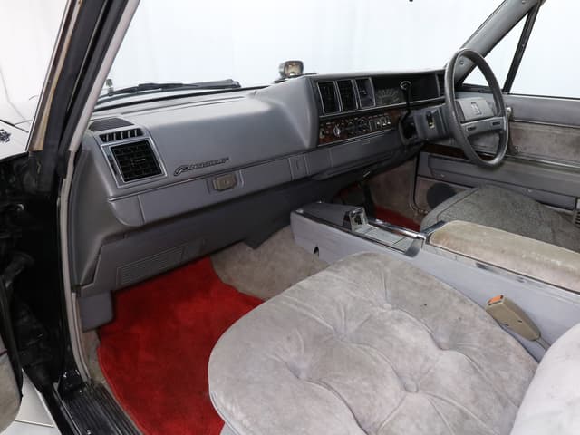1988 Nissan President JDM car for sale — photo 13 of 25