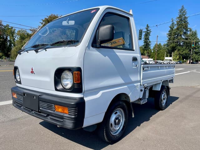 1992 Mitsubishi Minicab JDM car for sale — photo 7 of 25