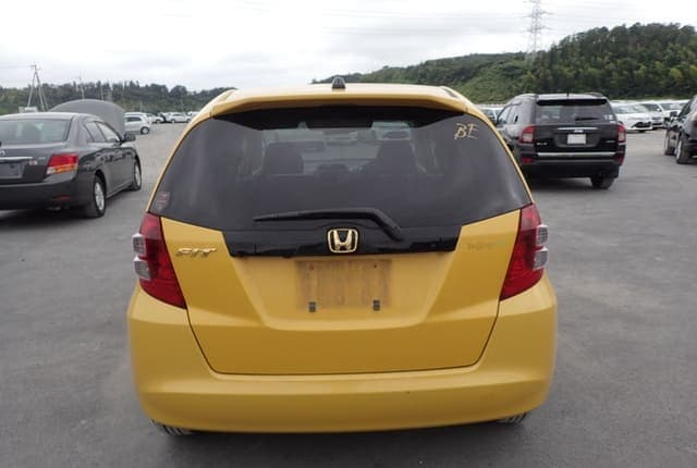 2010 Honda Fit JDM car for sale — photo 4 of 25