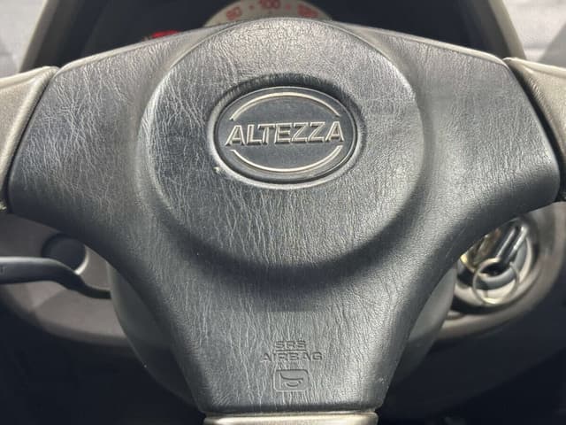 2000 Toyota Altezza JDM car for sale — photo 8 of 10