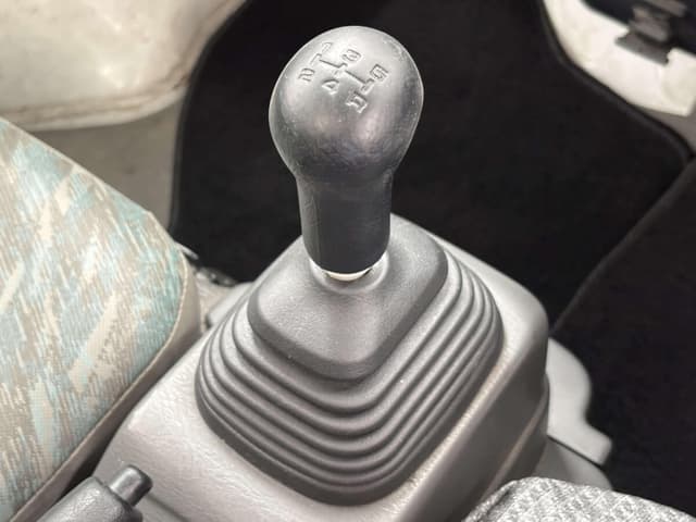 1999 Suzuki Carry JDM car for sale — photo 15 of 25