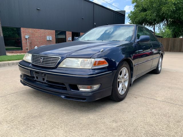 Toyota Mark II JDM car for sale — photo 2 of 16