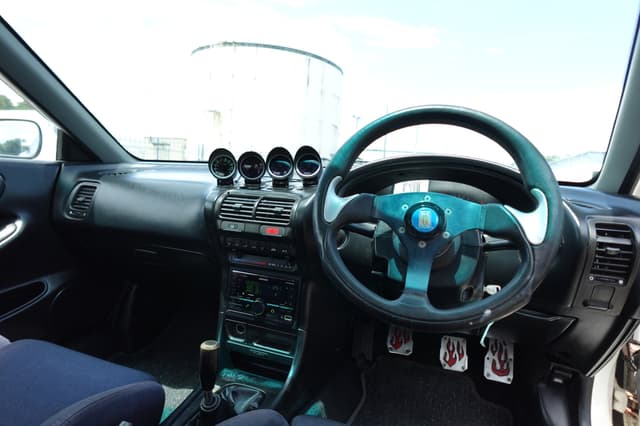 1997 Honda Integra JDM car for sale — photo 14 of 18