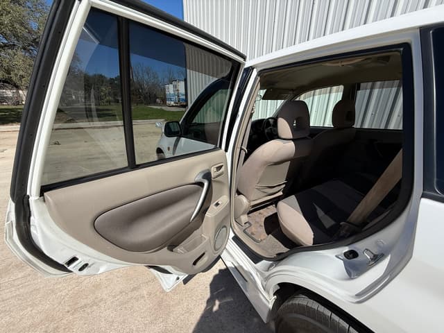 2000 Toyota RAV4 JDM car for sale — photo 12 of 22