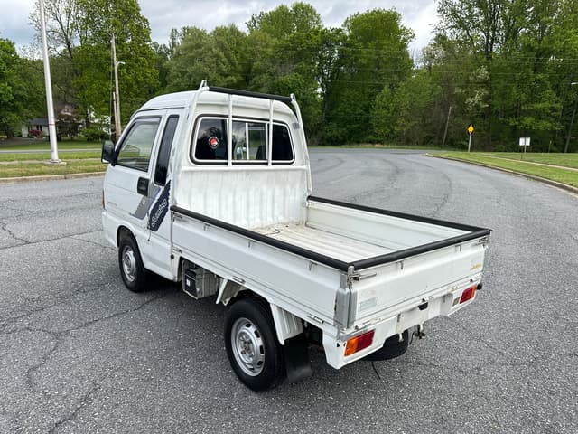 1993 Daihatsu Hijet JDM car for sale — photo 8 of 10