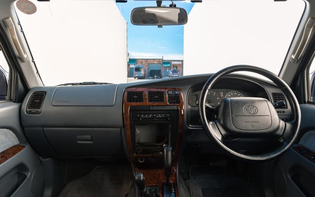 1996 Toyota Hilux Surf JDM car for sale — photo 2 of 14