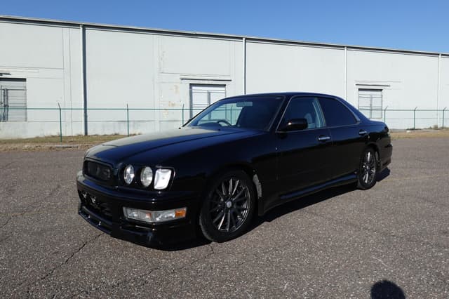 1995 Nissan Cedric JDM car for sale — photo 7 of 21