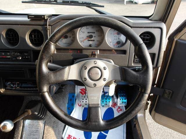 1995 Suzuki Jimny JDM car for sale — photo 13 of 20