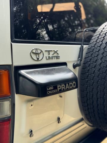 2000 Toyota Land Cruiser Prado JDM car for sale — photo 17 of 26