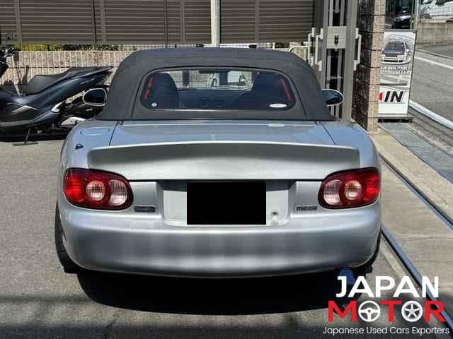 2000 Mazda Roadster (Eunos Roadster / MX-5) JDM car for sale — photo 4 of 11