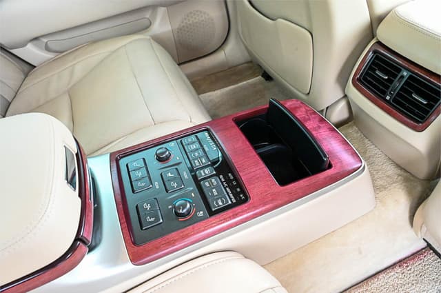 2009 Toyota Crown JDM car for sale — photo 14 of 25