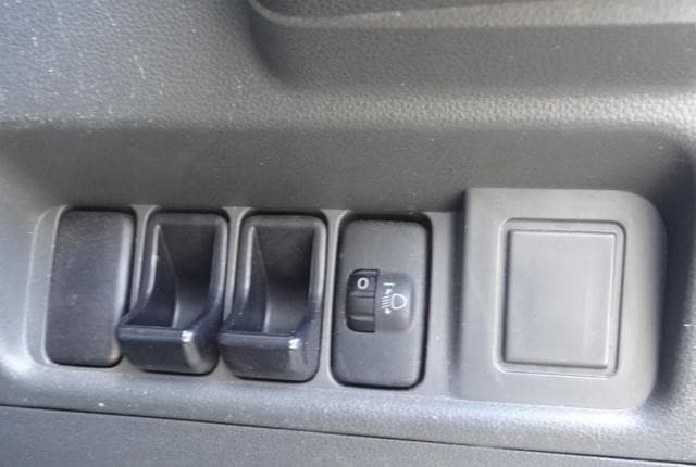2010 Daihatsu Hijet JDM car for sale — photo 17 of 20