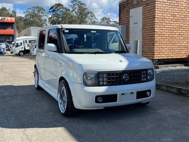 2002 Nissan Cube JDM car for sale — photo 3 of 16