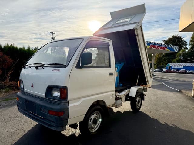 1995 Mitsubishi Minicab JDM car for sale — photo 6 of 25