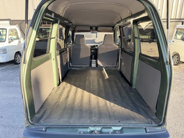 1997 Mitsubishi Minicab JDM car for sale — photo 10 of 17