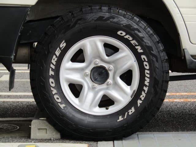 2001 Toyota Land Cruiser JDM car for sale — photo 6 of 22