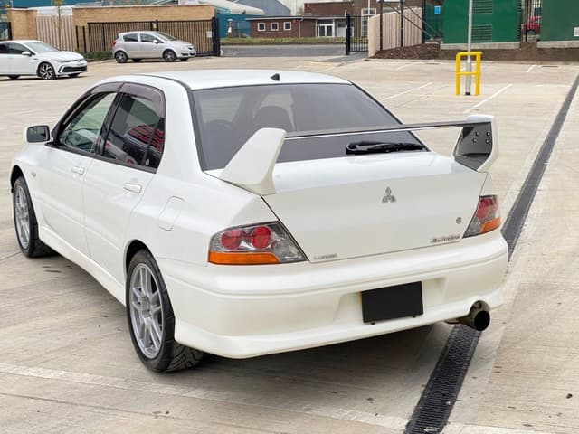 2003 Mitsubishi Lancer Evolution JDM car for sale — photo 10 of 25