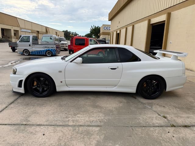 1999 Nissan Skyline JDM car for sale — photo 8 of 19