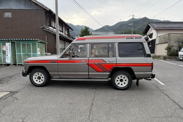 1986 Nissan Safari JDM car for sale — photo 13 of 25