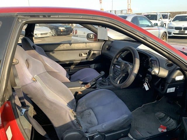 1992 Nissan Skyline JDM car for sale — photo 6 of 14