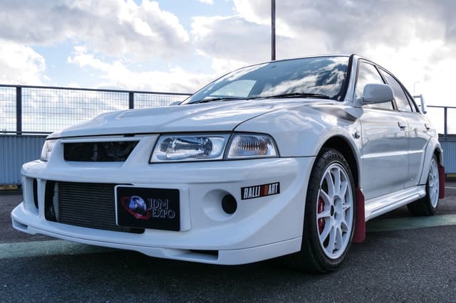 2000 Mitsubishi Lancer Evolution JDM car for sale — photo 21 of 25