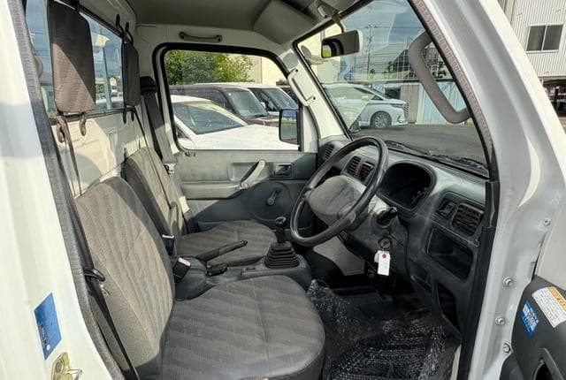 2004 Suzuki Carry JDM car for sale — photo 12 of 18