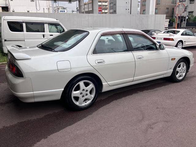 1995 Nissan Skyline JDM car for sale — photo 11 of 20