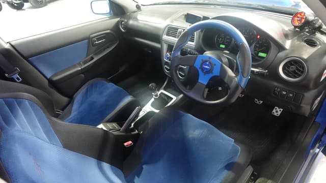 2001 Subaru Impreza JDM car for sale — photo 13 of 17
