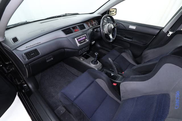 2001 Mitsubishi Lancer Evolution JDM car for sale — photo 15 of 25