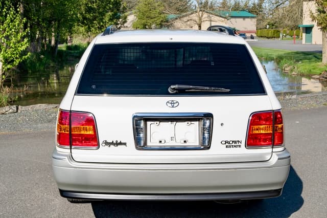 2000 Toyota Crown JDM car for sale — photo 6 of 25