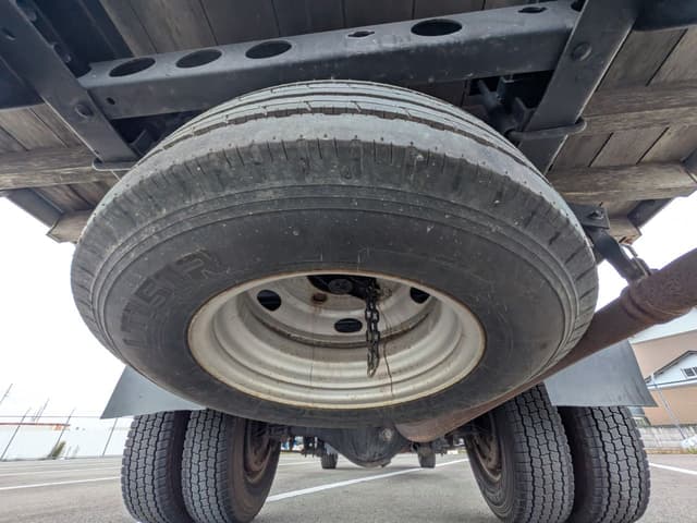 2006 Isuzu Elf JDM car for sale — photo 19 of 25