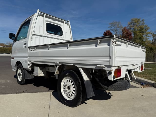 1998 Mitsubishi Minicab JDM car for sale — photo 5 of 17