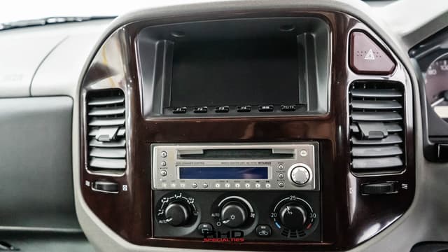 2001 Mitsubishi Pajero JDM car for sale — photo 13 of 25