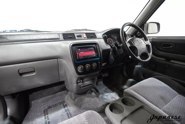 1996 Honda CR-V JDM car for sale — photo 9 of 25