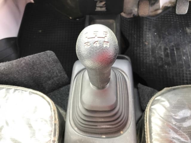 2002 Mazda Scrum JDM car for sale — photo 19 of 24