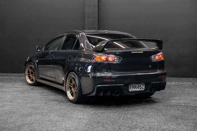 2007 Mitsubishi Lancer Evolution JDM car for sale — photo 5 of 19