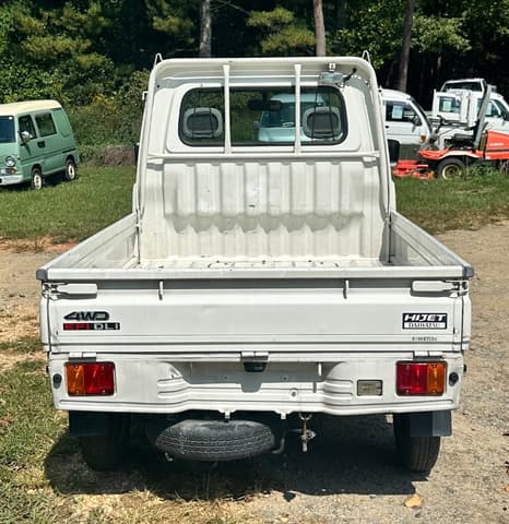 2001 Daihatsu Hijet JDM car for sale — photo 13 of 17