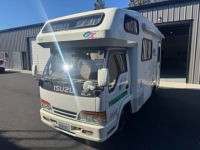 1995 Isuzu Elf JDM car for sale — photo 3 of 25