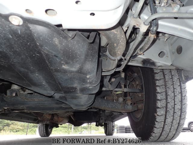 2005 Toyota HiAce JDM car for sale — photo 14 of 25