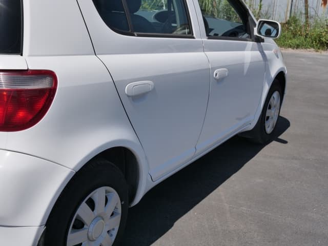 2000 Toyota Vitz JDM car for sale — photo 17 of 25
